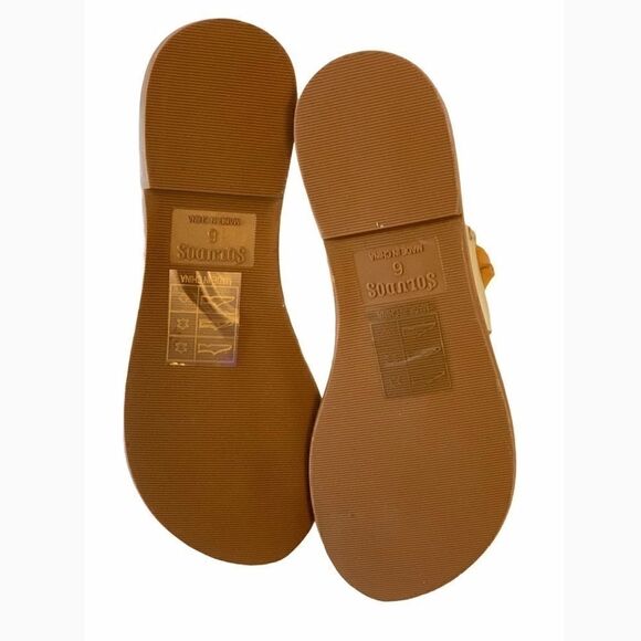 Soludos Leather Slotted Thong Sandals - Picture 4 of 4